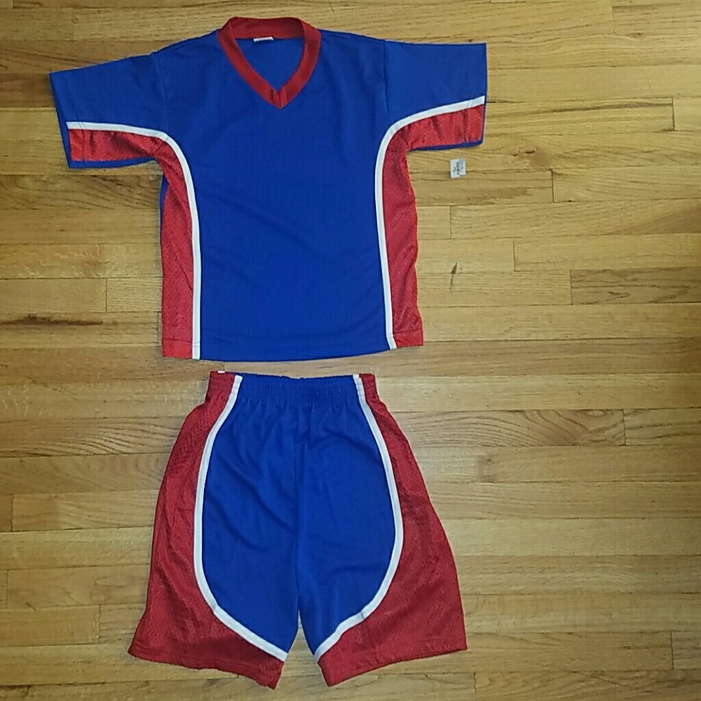 Boy's shorts matching set
